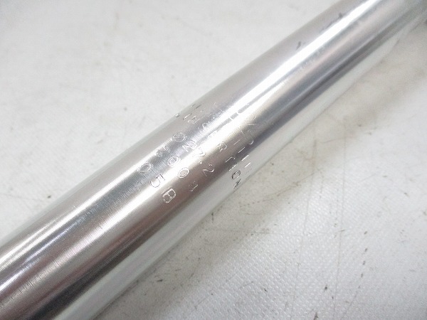 シートポスト 27.2/300mm シルバー
