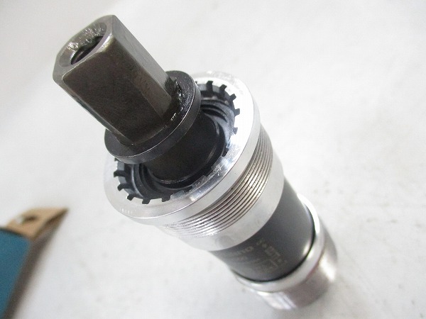 ボトムブラケット BB-UN300 JIS 68/123mm