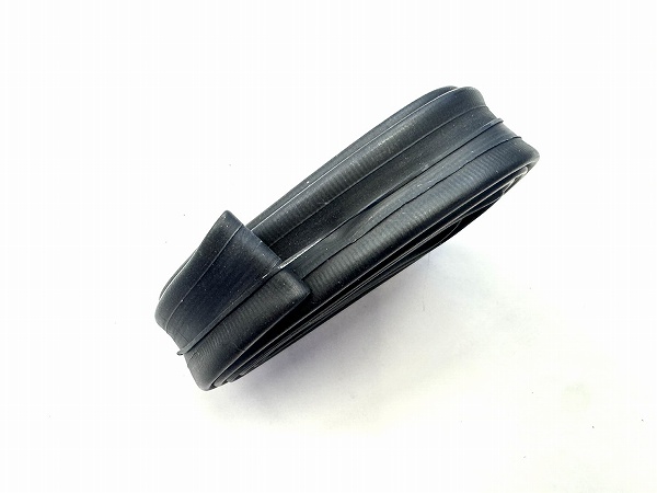 チューブ 700×18-28C 仏式(60mm)