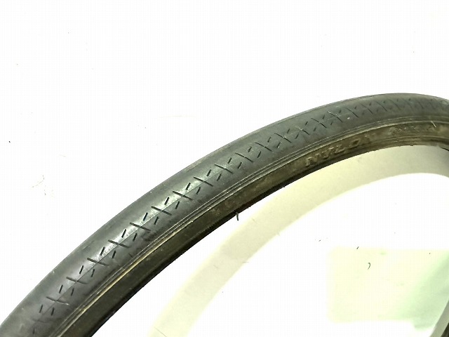 クリンチャータイヤ 20×1 1/8