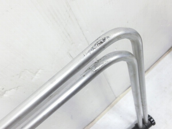 ディスプレイスタンド シルバー