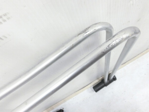 ディスプレイスタンド シルバー