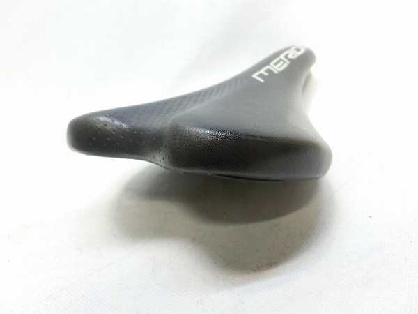 シートポスト　ブラック スチールレール