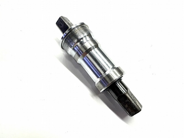 ボトムブラケット BB-UN55 JIS/68mm 約123mm（実測） スクエア 欠品あり