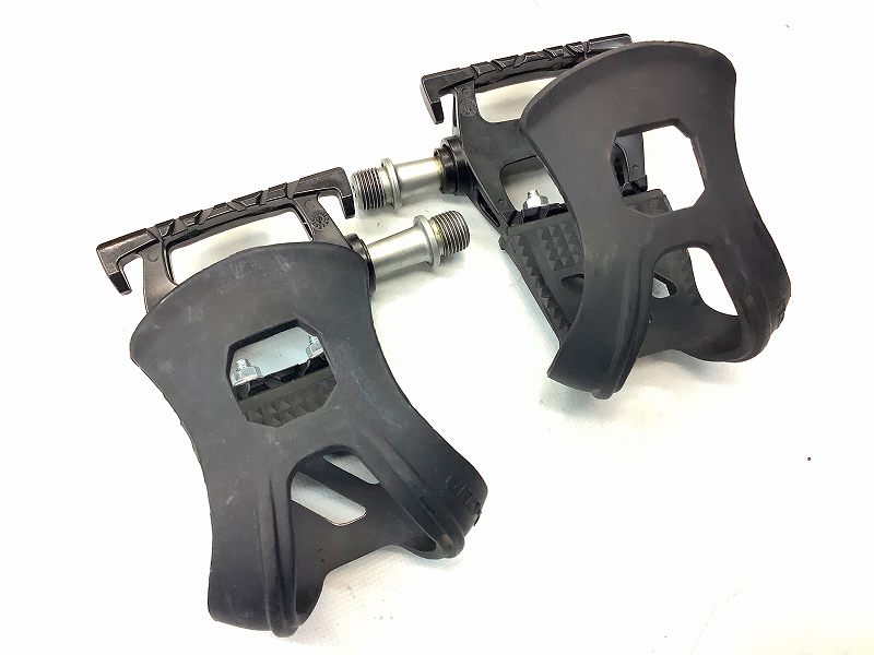 フラットペダル　HIPACCARBON