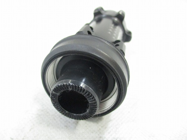 フロントハブ D1 DISC BRAKE FRONT HUB 100mm/12mm 24H