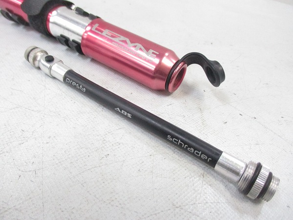 携帯ポンプ PRESSURE DRIVE 仏/米式 ピンク