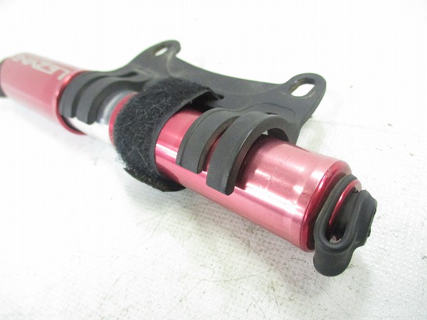 携帯ポンプ PRESSURE DRIVE 仏/米式 ピンク