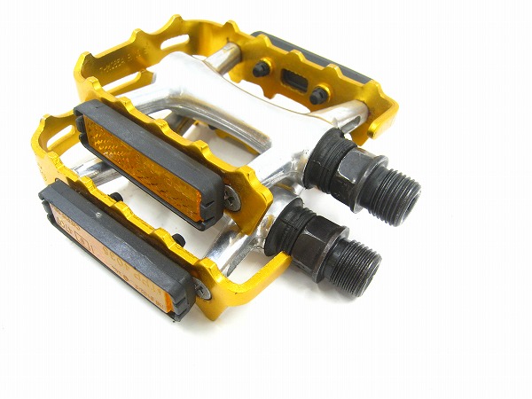 フラットペダル ゴールド
