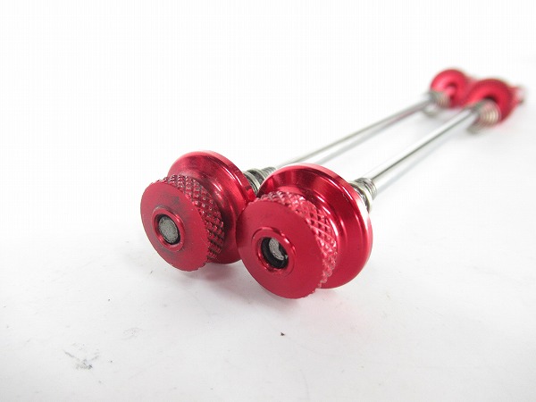 クイックリリース　前後　レッド/シルバー　100/130mm