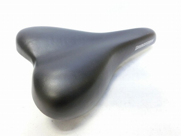 サドル BRIDGESTONEロゴ スチールレール ブラック