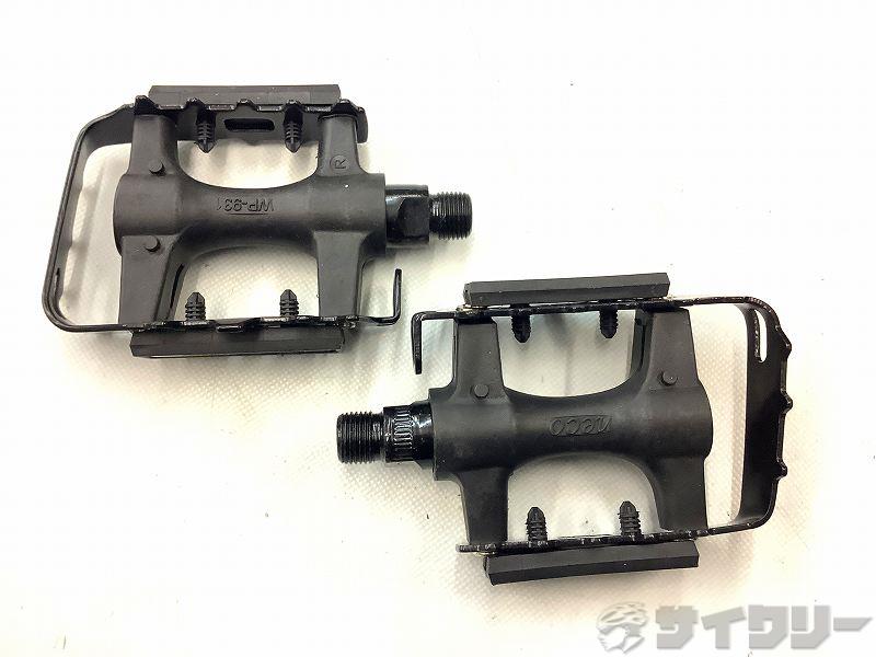 フラットペダル