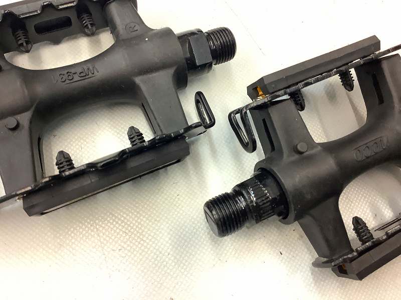 フラットペダル