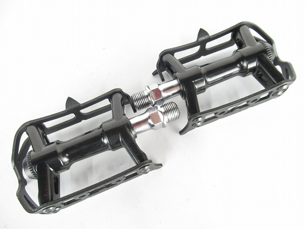 フラットペダル　SYLVAN ROAD NEXT　ブラック