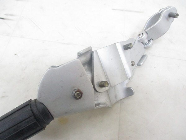 アジャスタブルキックスタンド 24-28インチ