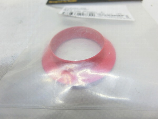 ボトムブラケットスペーサー　BB30→φ24mm