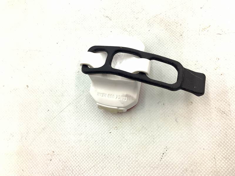 リアライト　　USB