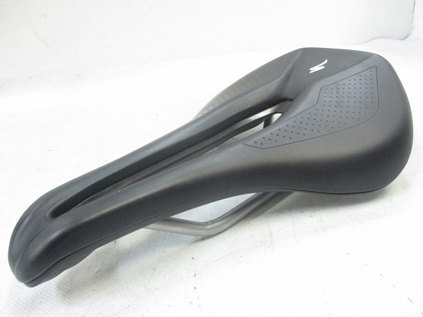 サドル POWER COMP Hollow CR-MO 143mm