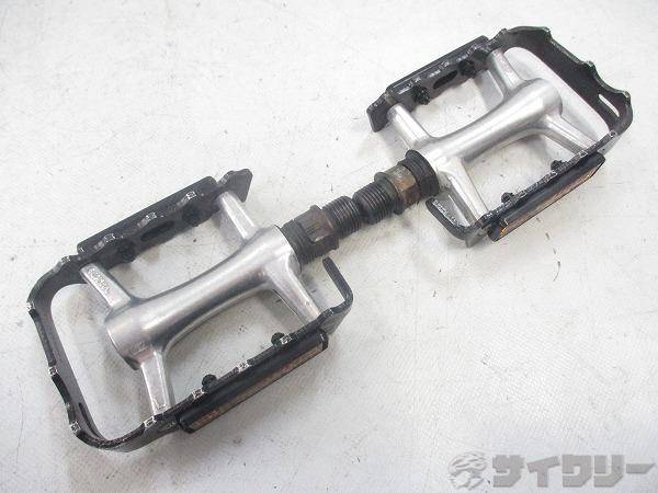 フラットペダル K79 ブラック/シルバー