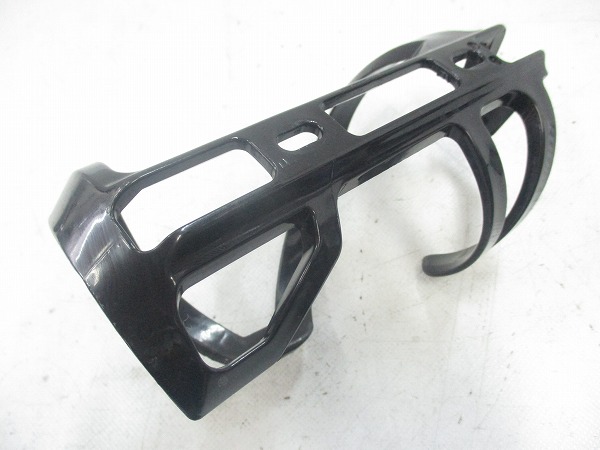 ボトルケージ 右差し用