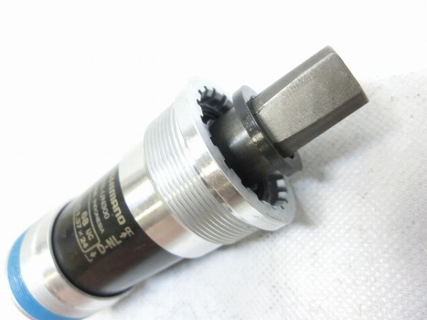 ボトムブラケット BB-UN300 JIS/68mm/122mm/スクエア