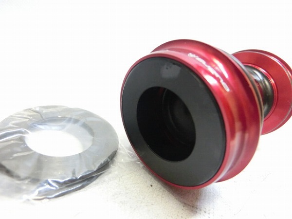 圧入ボトムブラケット PF30-IDS24 レッド