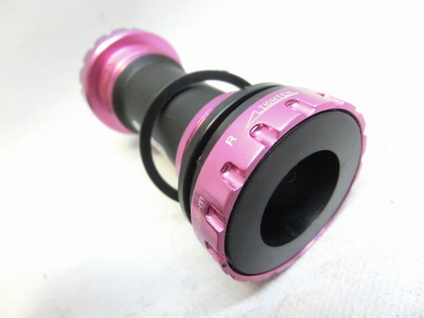 ボトムブラケット EX-TYPE JIS/68-73mm/φ24mm ピンク