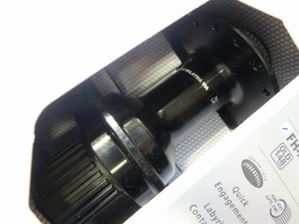 リアハブ FH-MT410-B 148mm/φ12mm/32H/マイクロスプライン