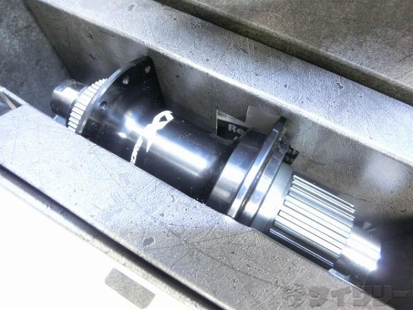 リアハブ DEORE XT FH-M8110B 148mm/φ12mm/28H/マイクロスプライン