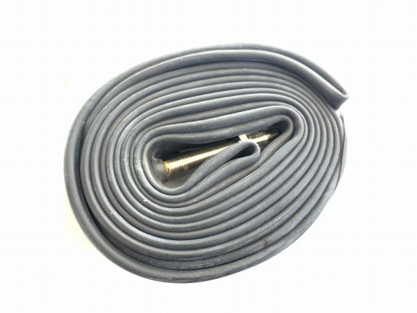 チューブ 700x18-28c 40mmバルブ