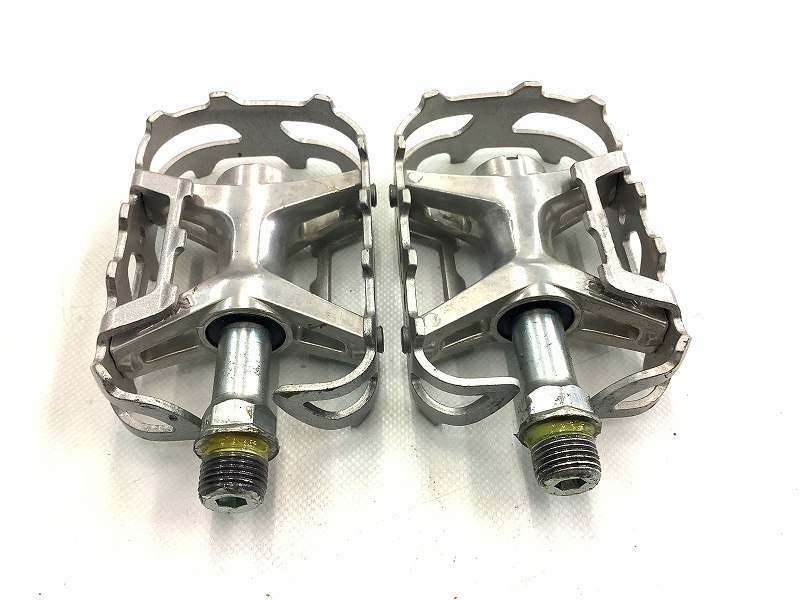 フラットペダル NEW MT LITE