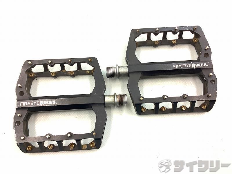 ペダル GRILL ブラック