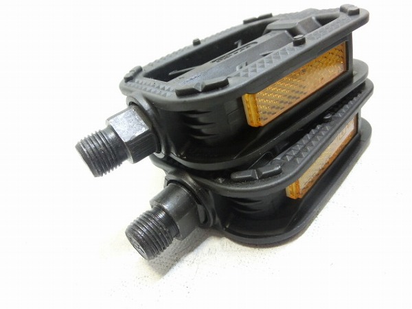 樹脂製フラットペダル FP-810