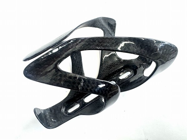 カーボンボトルケージ ブラック