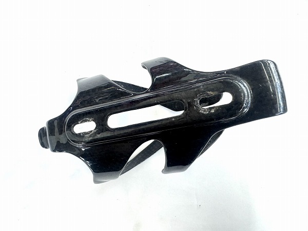 カーボンボトルケージ ブラック