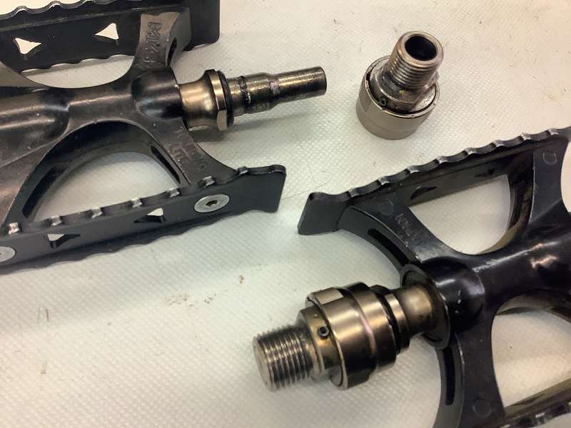 脱着ペダル  TOURING LITE EZY