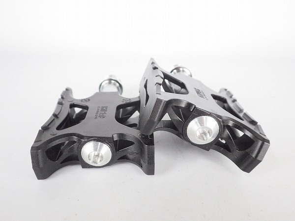 フラットペダル PIPER ブラック