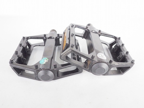 フラットペダル ブラック