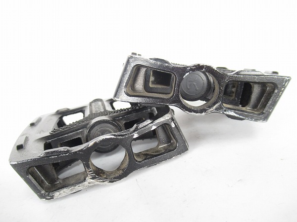 フラットペダル ブラック