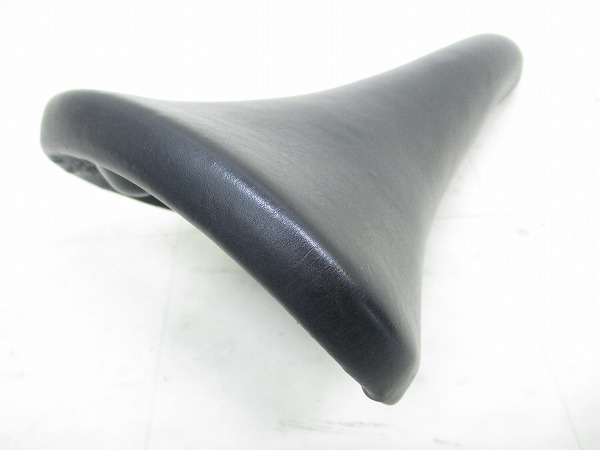 サドル ブラック