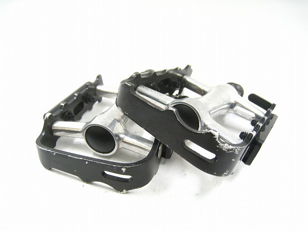 フラットペダル ブラック