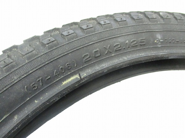 タイヤ 20x2.125