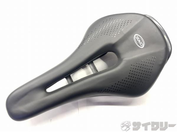 サドル ブラック スチールレール