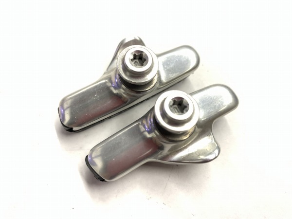 ブレーキシュー 1ペア