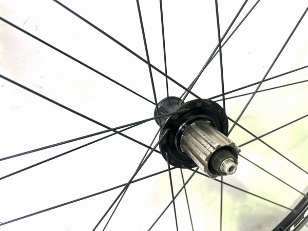 リアホイール KHAMSIN ASYMMETRIC MEGA G3 622×15C カンパ