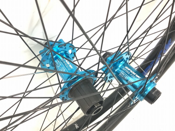 ホイール前後セット SPIKE RASE33 111/150