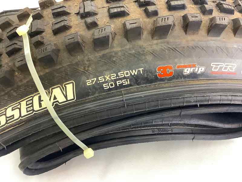 クリンチャータイヤ ASSEGAI 27.5x2.50　650B