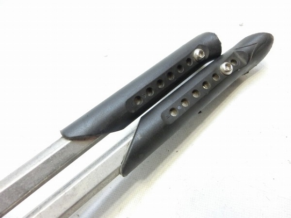 ダブルレッグセンタースタンド