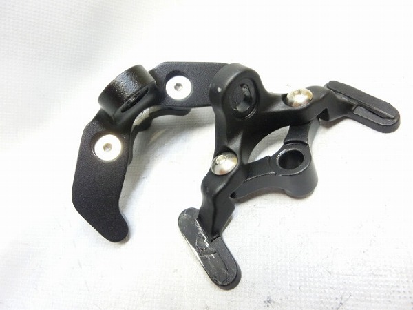 Birdy用ブレーキキャリパーアダプター