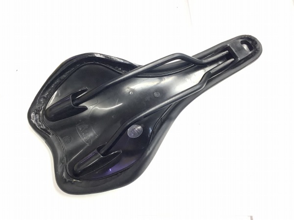 サドル X3 FEC ALLOYレール ブラック